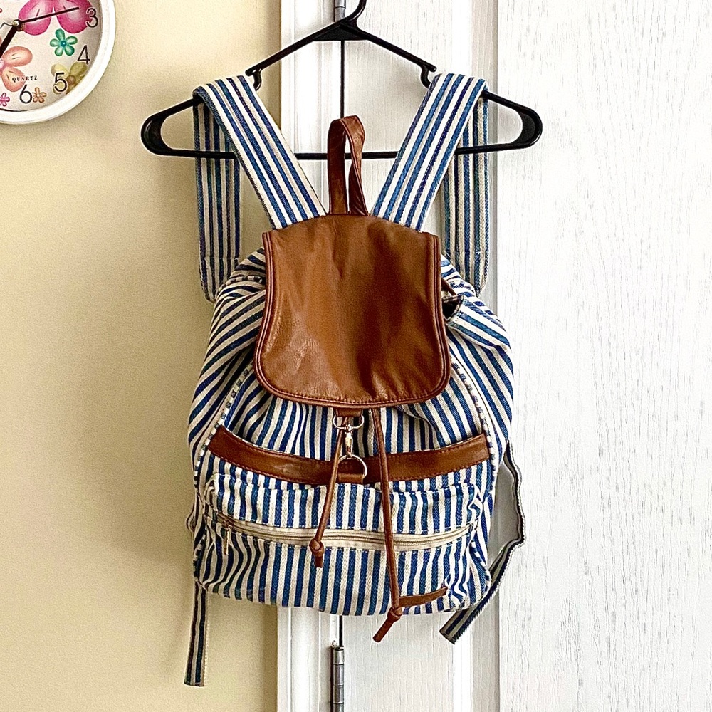 Vintage style backpack ✨
